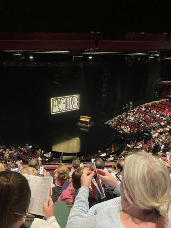 Vivian Beaumont Theater, section: Loge LC, row: E, seat: 213