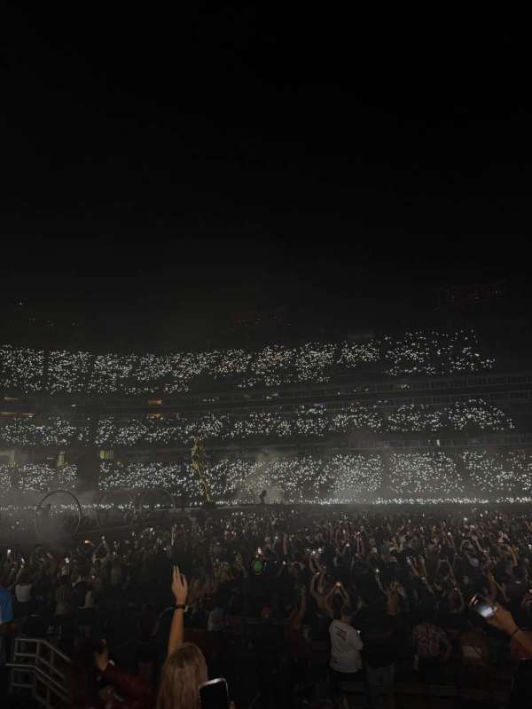 Nissan Stadium, section: 111, row: D, seat: 17