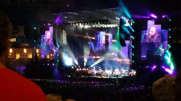 Truist Park, section: 215, row: 3, seat: 4