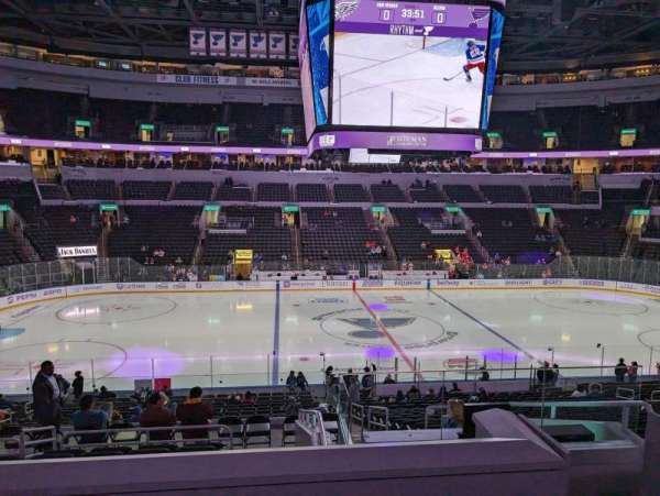 Enterprise Center, section: 117T, row: DD, seat: 3