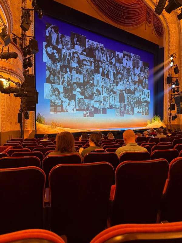 Majestic Theatre, section: Orchestra L, row: J, seat: 19