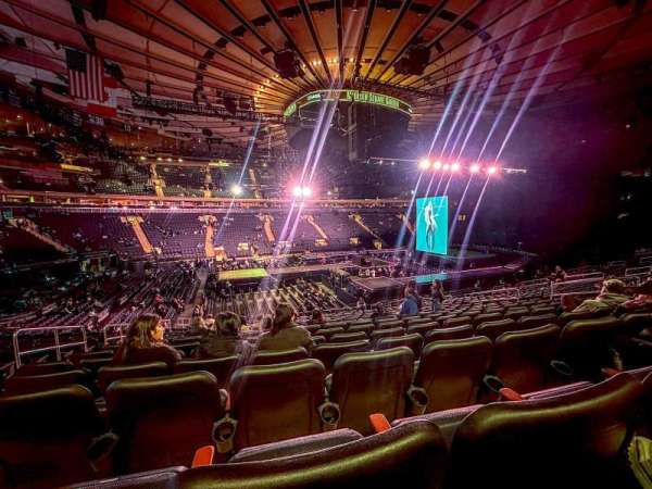 Madison Square Garden, section: 106, row: 19, seat: 3