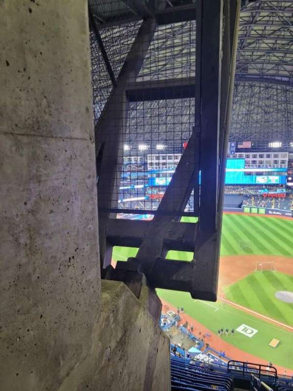 Rogers Centre, section: 526, row: 22, seat: 26