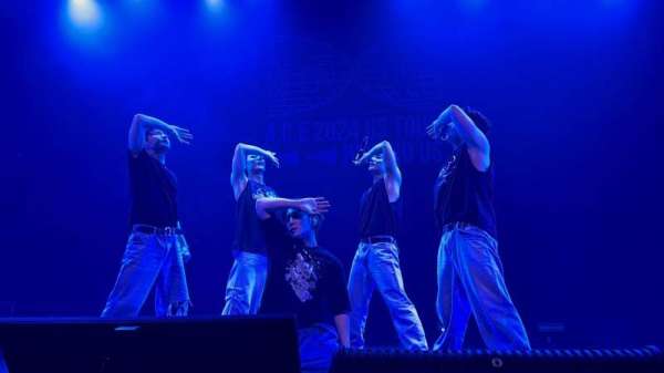 House Of Blues - Houston, section: GLDRT, row: A, seat: 1