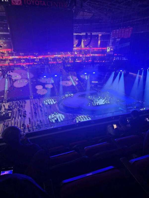Toyota Center, section: 410, row: 4, seat: 9