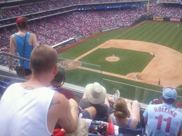 Citizens Bank Park, section: 413, row: 4, seat: 21
