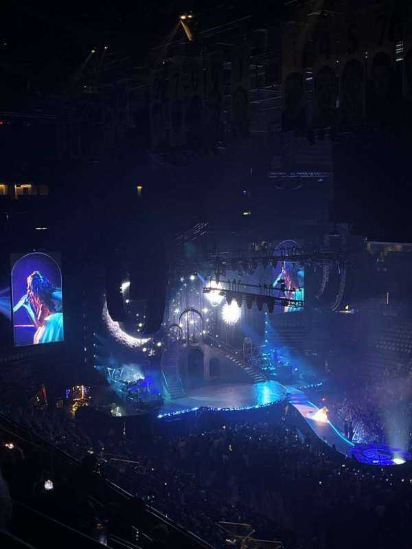 Scotiabank Arena, section: 307, row: 7, seat: 8