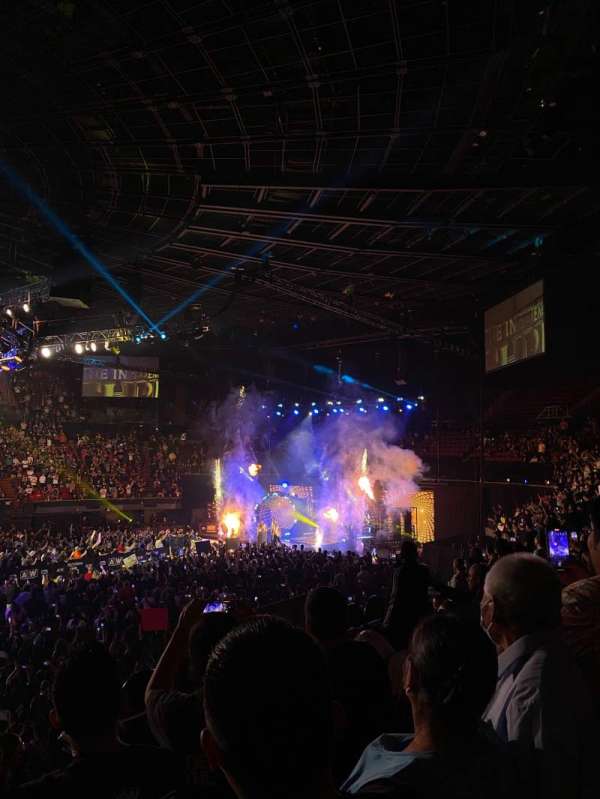 Kia Forum, section: 109, row: 8, seat: 3