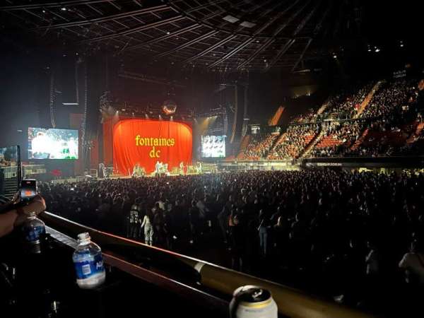 Kia Forum, section: 129, row: 1, seat: 10