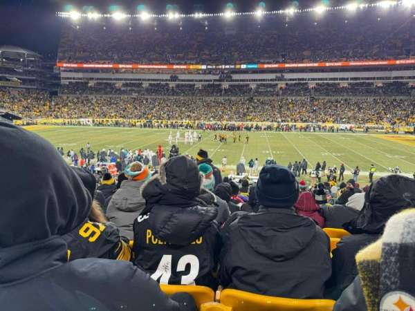 Acrisure Stadium, section: 112, row: U, seat: 18