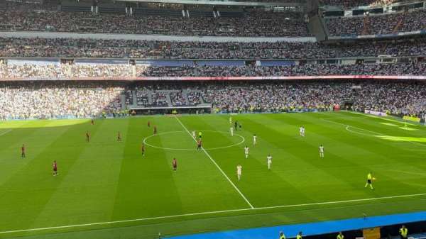 Santiago Bernabéu Stadium, section: 301, row: 2, seat: 17