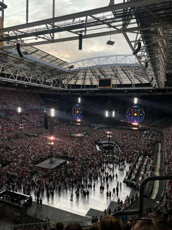 Johan Cruijff ArenA, section: 425, row: 9, seat: 120
