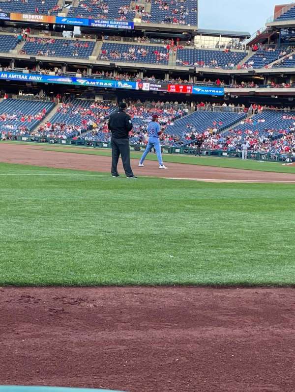 Citizens Bank Park, section: 134, row: 1