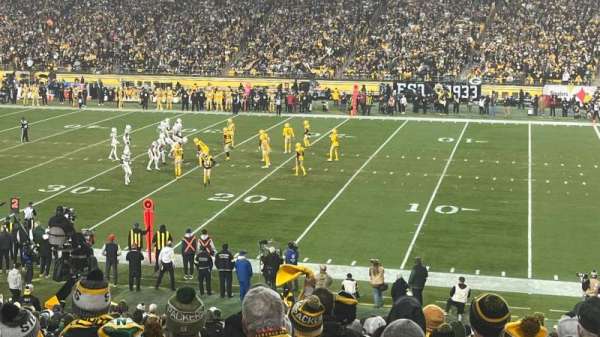 Acrisure Stadium, section: 114, row: DD, seat: 19