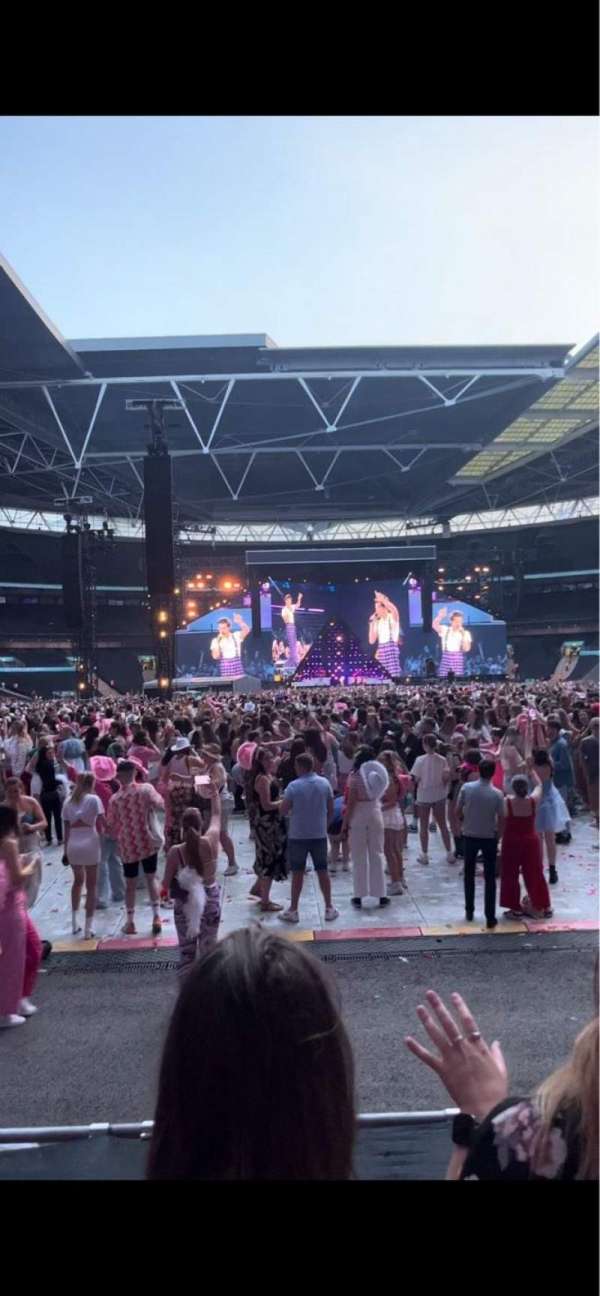 Wembley Stadium, section: 113, row: 5, seat: 29