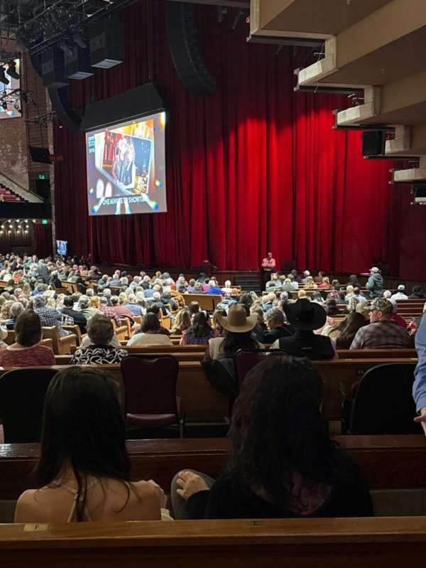 Grand Ole Opry House, section: S, row: U, seat: 2