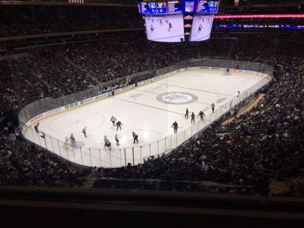 Madison Square Garden, section: 419, row: 1, seat: 16
