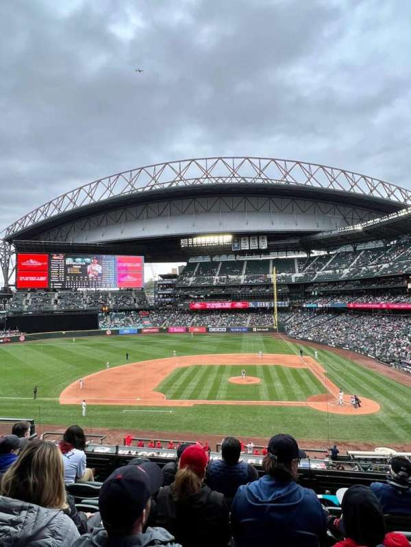 T-Mobile Park, section: 236, row: 6, seat: 5