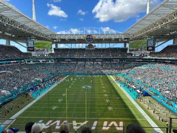 Hard Rock Stadium, section: 332, row: 5, seat: 5