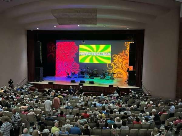 Peabody Auditorium, section: Loge 14, row: A, seat: 9