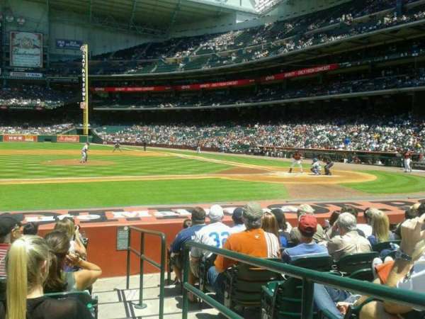 Daikin Park, section: 113, row: 13, seat: 16