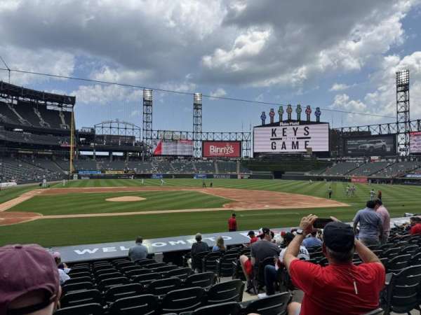 Rate Field, section: 127, row: 16, seat: 4