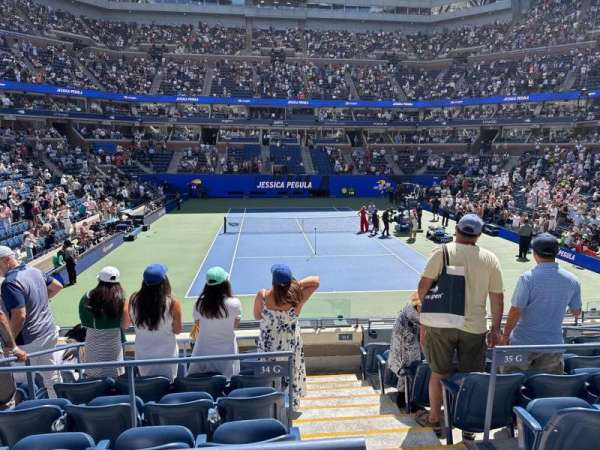 Arthur Ashe Stadium, section: 34, row: H, seat: 8