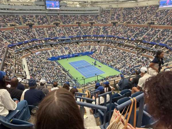 Arthur Ashe Stadium, section: 318, row: J, seat: 7