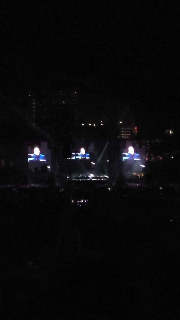 Daikin Park, section: 219, row: 6, seat: 14