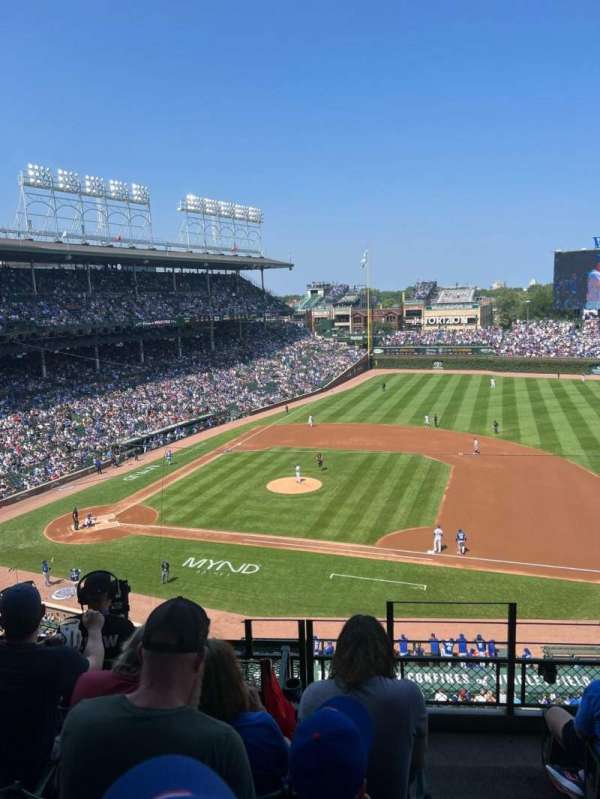 Wrigley Field, section: 324R, row: 6, seat: 26
