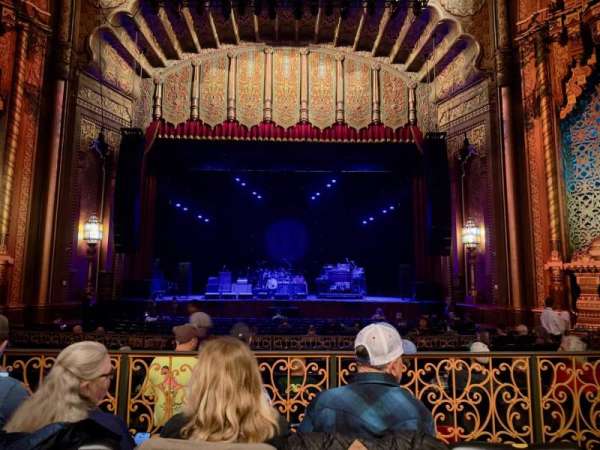 Fox Theatre Oakland, section: Orchestra Terrace R, row: U, seat: 20