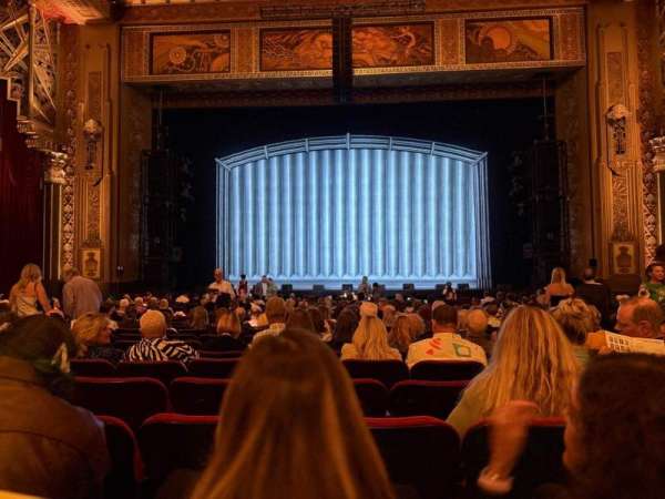 Hollywood Pantages Theatre, section: Orchestra RC, row: U, seat: 106