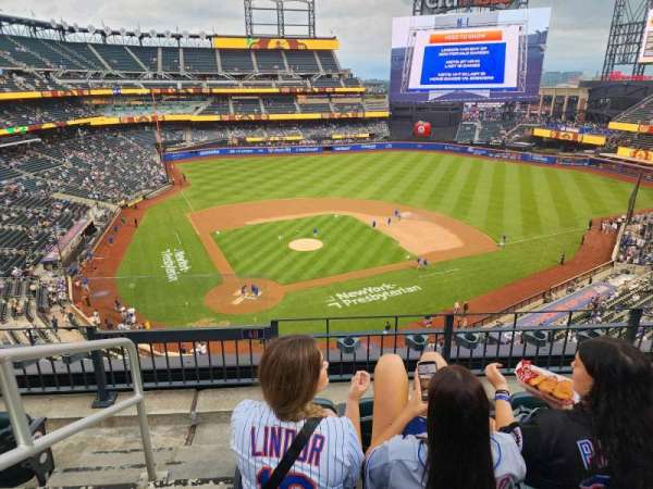 Citi Field, section: 411, row: 4, seat: 1