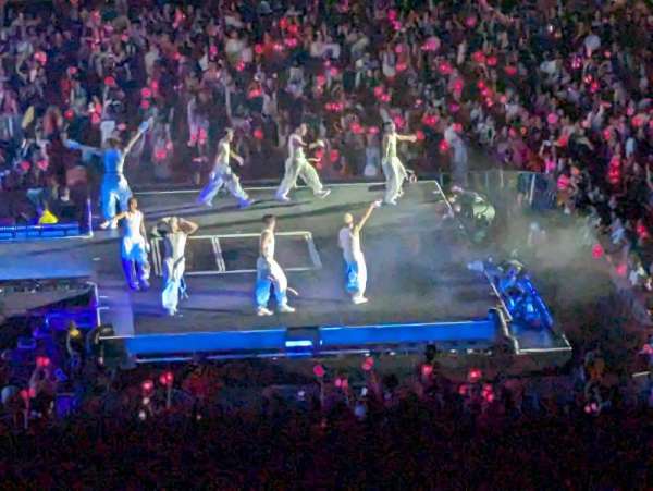 MetLife Stadium, section: 241, row: 1, seat: 23