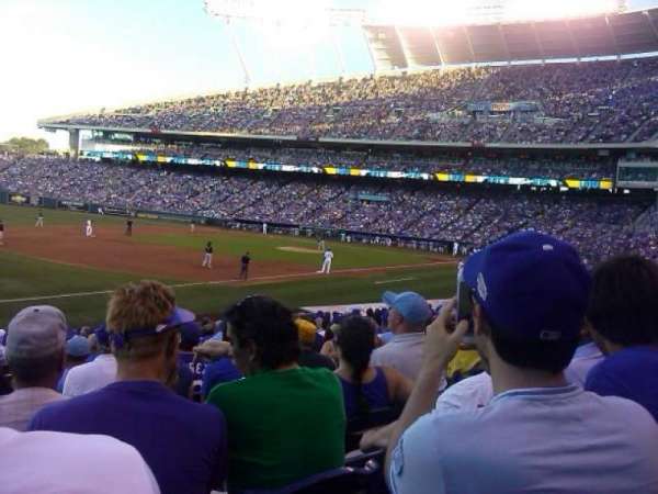 Kauffman Stadium, section: 114, row: V, seat: 7