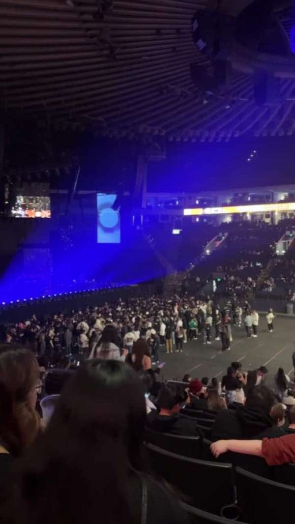 Oakland Arena, section: 114, row: 16, seat: 7
