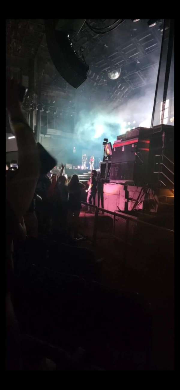 Hollywood Casino Amphitheatre, section: 103, row: J, seat: 21