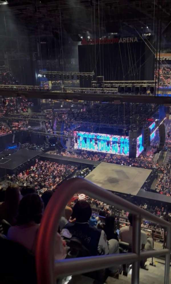 State Farm Arena, section: 220, row: X, seat: 21