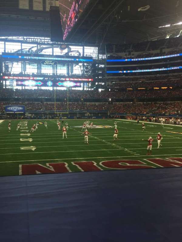 AT&T Stadium, section: 125, row: 8, seat: 3