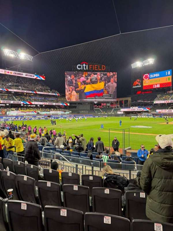 Citi Field, section: 118, row: 6, seat: 2