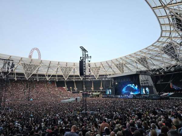 London Stadium, section: 106, row: 27, seat: 347