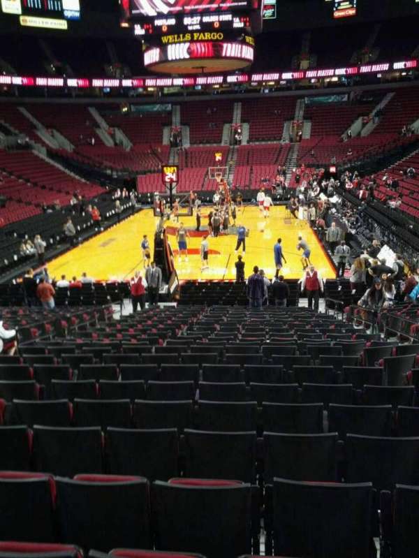 Moda Center, section: 105, row: l, seat: 7