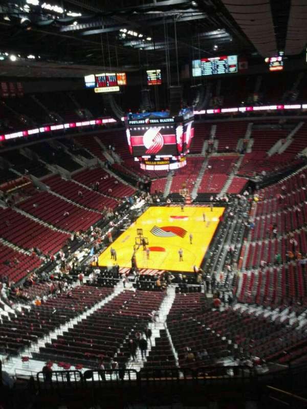 Moda Center, section: 325, row: k, seat: 7