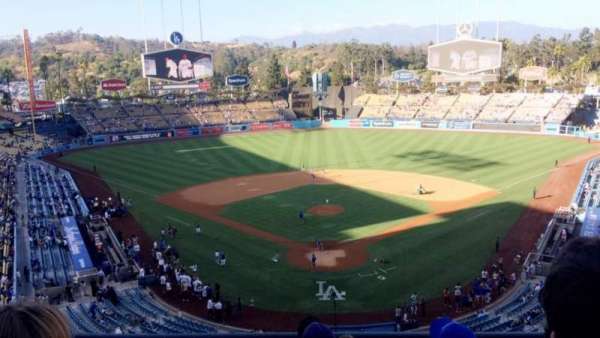 Dodger Stadium, section: 1RS, row: E, seat: 11