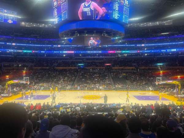 Crypto.com Arena, section: 101, row: 18, seat: 9