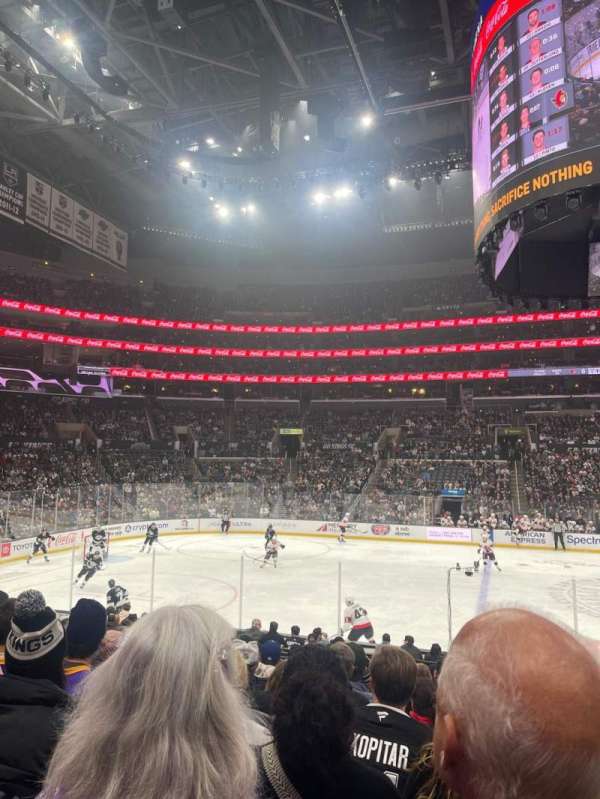 Crypto.com Arena, section: 112, row: 17, seat: 1