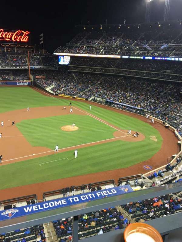 Citi Field, section: 421, row: 1, seat: 5