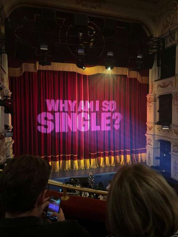 Garrick Theatre, section: Dress Circle, row: B, seat: 20