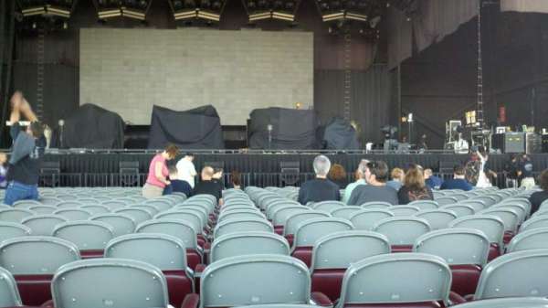 Jiffy Lube Live, section: Orchestra 2, row: V, seat: 9