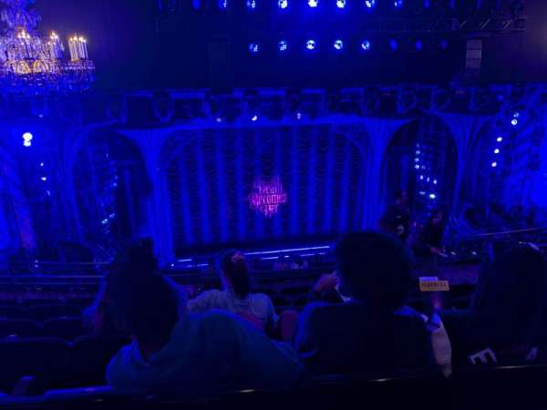 Lunt-Fontanne Theatre, section: Middle Mezzanine LC, row: G, seat: 109